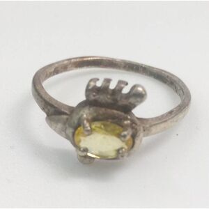 925 Sterling Silver Plated Ring Yellow Stone Never Worn Size 5.5 Fashion Jewelry